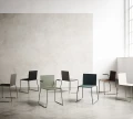 Krzesło minimalistyczne z podłokietnikami Dry, wybór koloru - Andersen Furniture