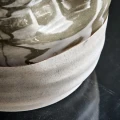 Ceramiczna osłonka na doniczkę Happy, Khaki - House Doctor