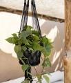 Czarny kwietnik wiszący osłonka z makramy Boho Macrame-L - Bazar Bizar