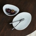 Ceramiczna miska z fakturą i organicznym kształtem Tega - Muubs