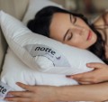 Poduszka z puchu gęsiego Amore 50x70, batyst, 90% puch - Notte