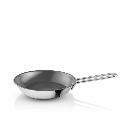 Patelnia ze stali nierdzewnej Slip-Let Laser Titanium 20 cm - Eva Solo