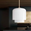 Szklana lampa wisząca Megumi Ø28, opal mosiądz - PLEASE WAIT to be SEATED