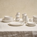 Porcelanowy dzbanuszek do sosu i mleka Kojin biały - Pomax
