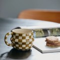 Kubki z kamionki w kratkę Ysia Olive 300 ml, 4 szt - Nordal