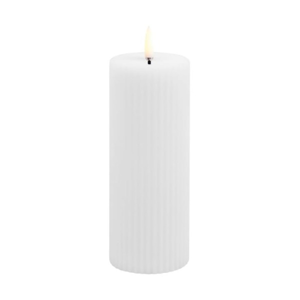 Rowkowana świeca walec 15 cm, LED na baterie z ruchomym płomieniem, biel Nordic - Uyuni