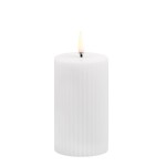 Rowkowana świeca walec 10 cm, LED na baterie z ruchomym płomieniem, biel Nordic - Uyuni