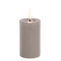 Świeca walec LED na baterie z ruchomym płomieniem Melted Pillar 5x7,5, Sandstone - Uyuni