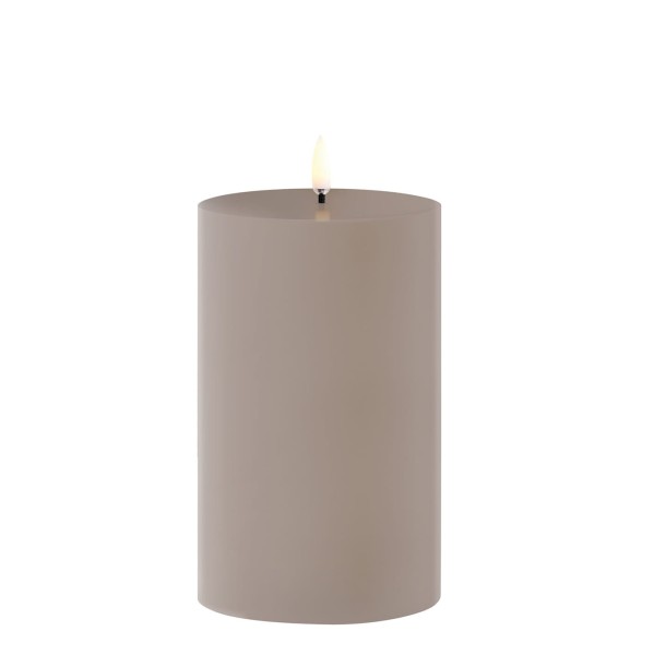 Świeca walec Outdoor  zewnętrzna LED z ruchomym płomieniem 8,4x15 cm, Sandstone - Uyuni