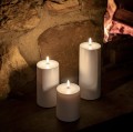Świeca walec Outdoor zewnętrzna LED z ruchomym płomieniem 8,4x20 cm, biała - Uyuni