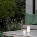 Świeca walec Outdoor zewnętrzna LED z ruchomym płomieniem 8,4x15 cm, biała - Uyuni