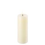 Świeca na baterie z ruchomym płomieniem, walec Led, 5,8x15, Ivory - Uyuni