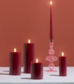 Świeca woskowa LED walec Silk Melted 7,4 x 20 cm, żurawinowa czerwień - Moods and More