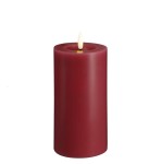 Świeca woskowa LED walec Silk Melted 7,4 x 15 cm, żurawinowa czerwień - Moods and More