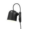 Czarny kinkiet nowoczesny Angle z portem USB do ładowania urządzeń DESIGN FOR THE PEOPLE BY NORDLUX