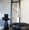 Stolik do salonu sypialni Timber Conic Black BAZAR BIZAR
