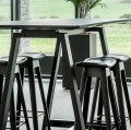 Wysoki stół na kozłach HT1-108 rama czarny dąb i blat Diamond Black  Andersen Furniture
