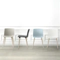 Designerskie krzesło na drewnianych nogach Tac czarne bielone - Andersen Furniture