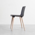 Designerskie krzesło na drewnianych nogach Tac czarne bielone - Andersen Furniture