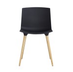 Designerskie krzesło na drewnianych nogach Tac czarne - Andersen Furniture