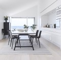 Designerskie krzesło na drewnianych nogach Tac czarne siedzisko i nogi - Andersen Furniture