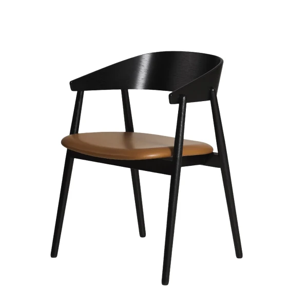 Krzesło drewniane z tapicerowanym siedziskiem AC2, dąb czarny, skóra cognac - Andersen Furniture