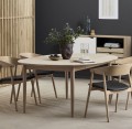 Krzesło drewniane tapicerowane AC2 dąb bielony siedzisko skóra czarna - Andersen Furniture