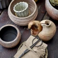 Terracotta pot cover Thira 25 - Bloomingville