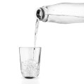 Szklana karafka 1,3L z pokrywką - Eva Solo