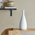 Lampa stołowa ceramiczna Pela, organiczny kształt - Bloomingville