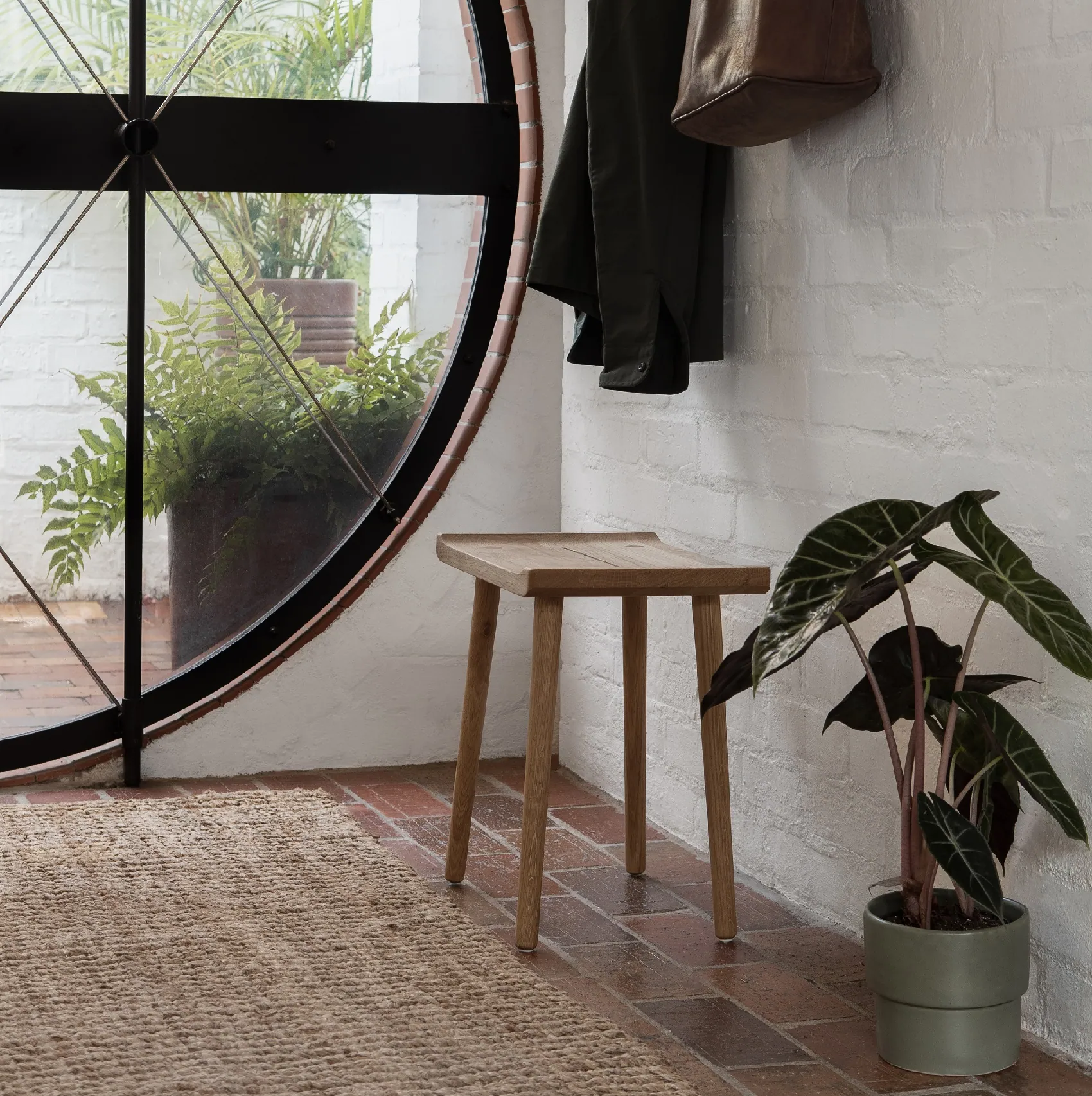 stołek drewniany Scala Ekta Living, Natural Home Decor