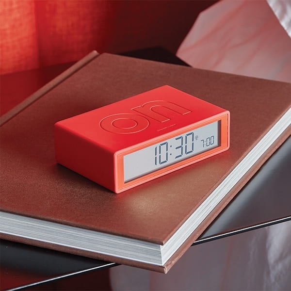 Lexon Flip+ budzik na baterie, sklep natural home decor