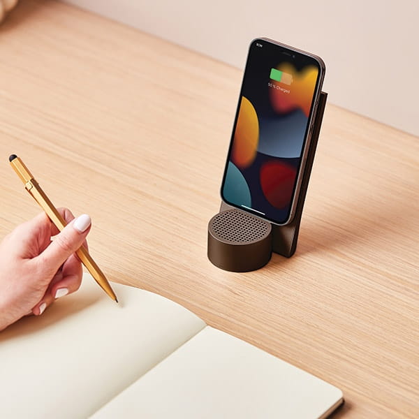 Lexon City Energy Pro Ładowarka indukcyjna 10W z głośnikiem bluetooth, sklep natural home decor