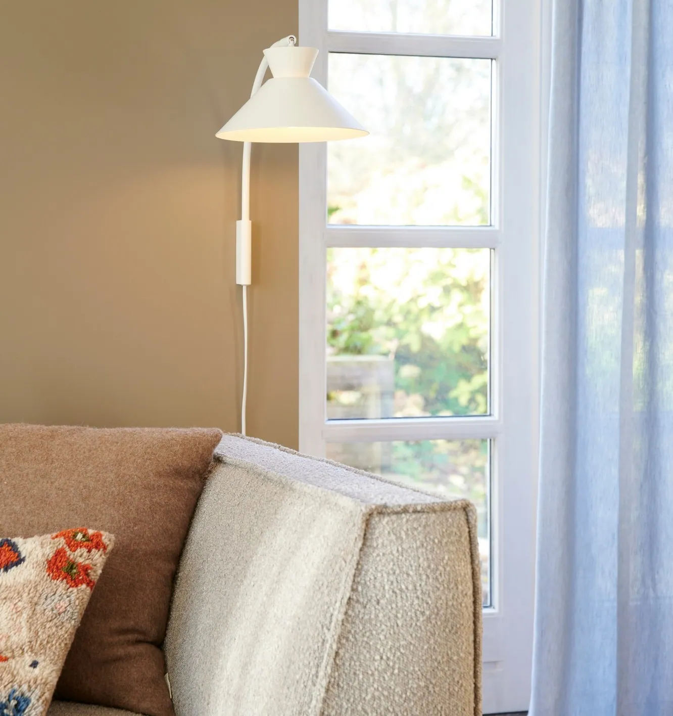 kinkiet na wysięgniku biały Dial Nordlux czarna Natural Home Decor