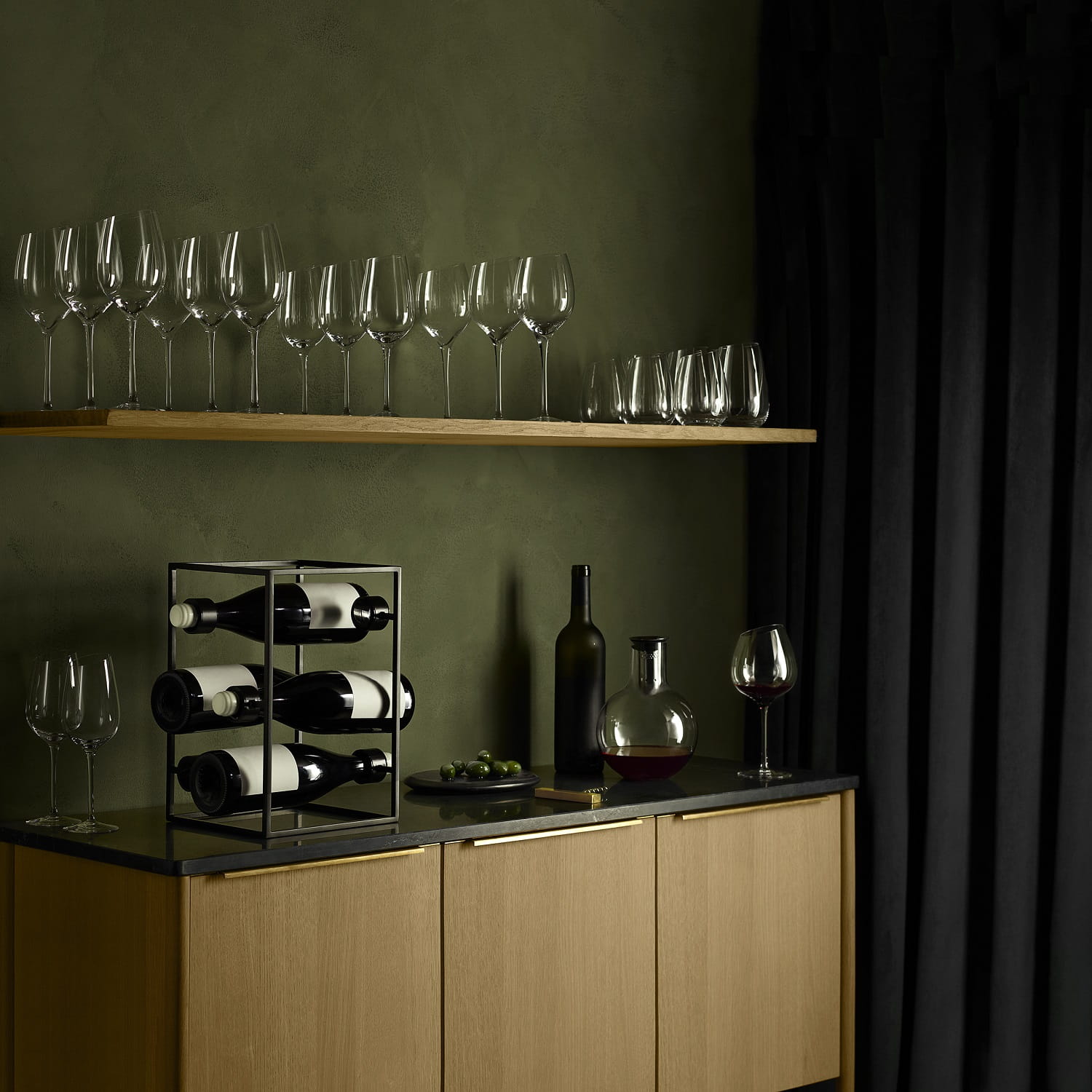 designerski stojak na wino Eva Solo Natural Home Decor