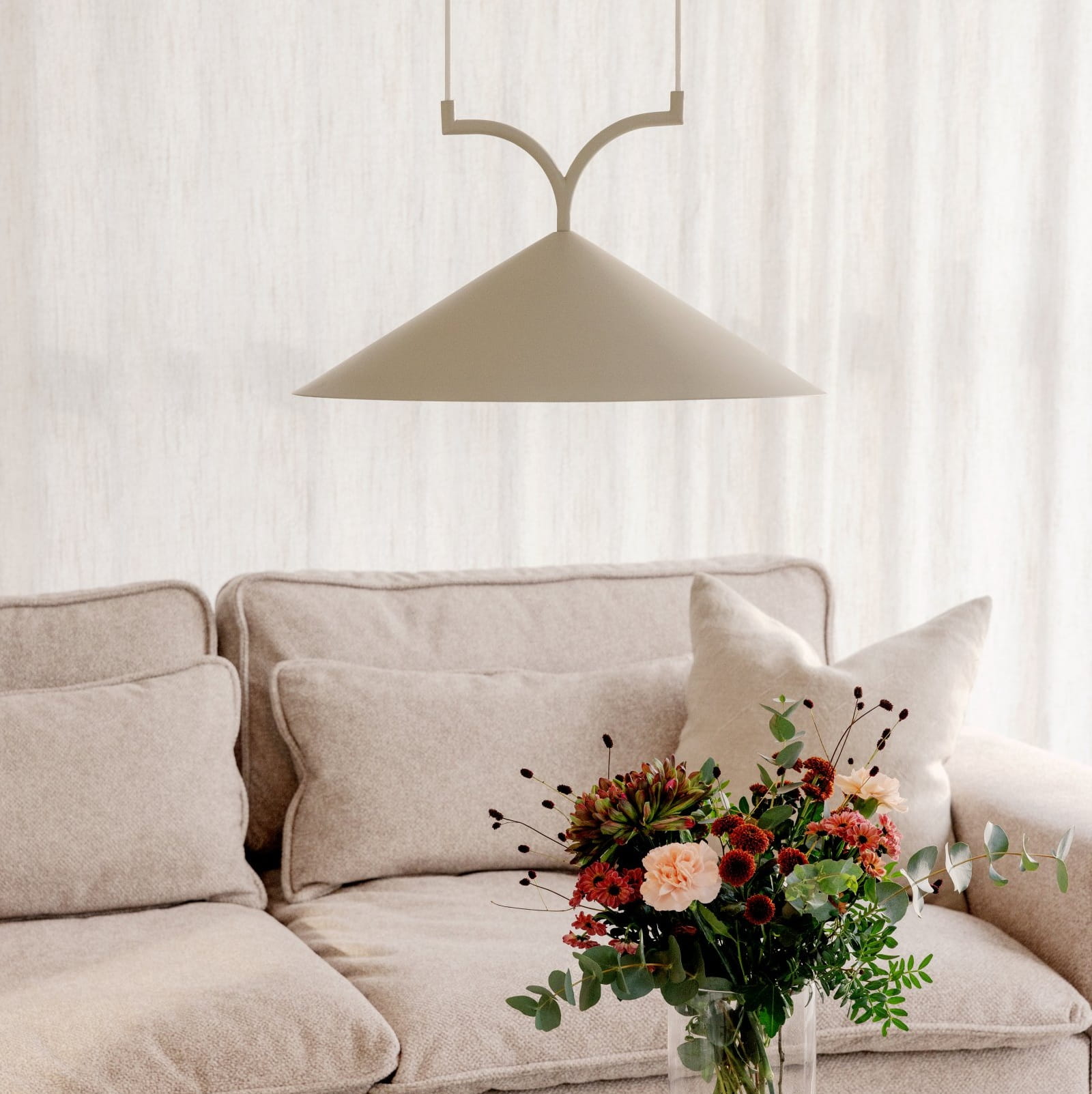 Globen Lighting Curve, Natural Home Decor
