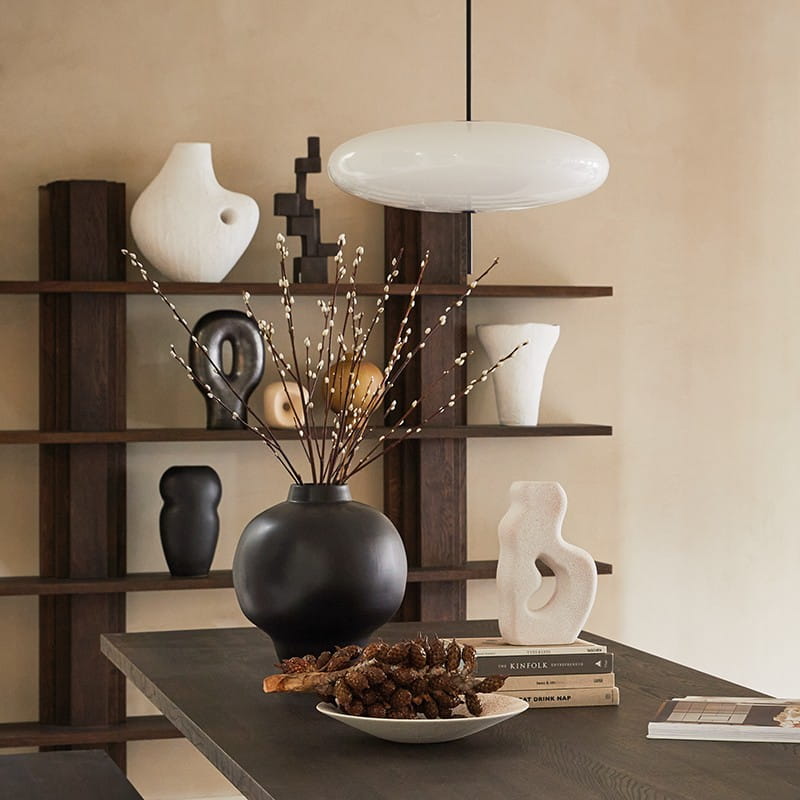 czarny wazon Urban Nature Culture UNC, Natural Home Decor