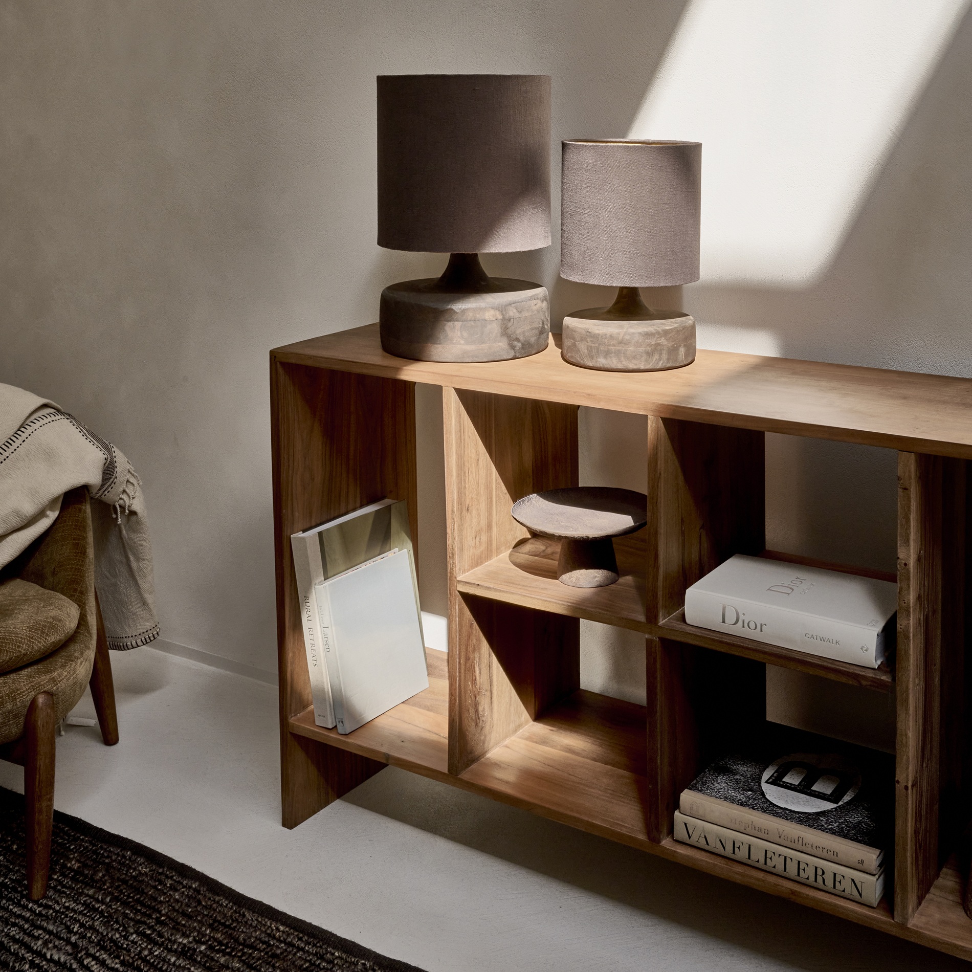 regał z litego drewna Nara Pomax, Natural Home Decor