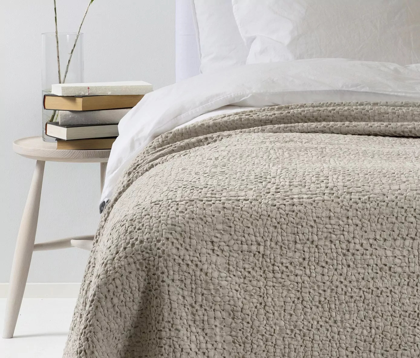 Beżowa narzuta na łóżko Natural Home Decor Himla