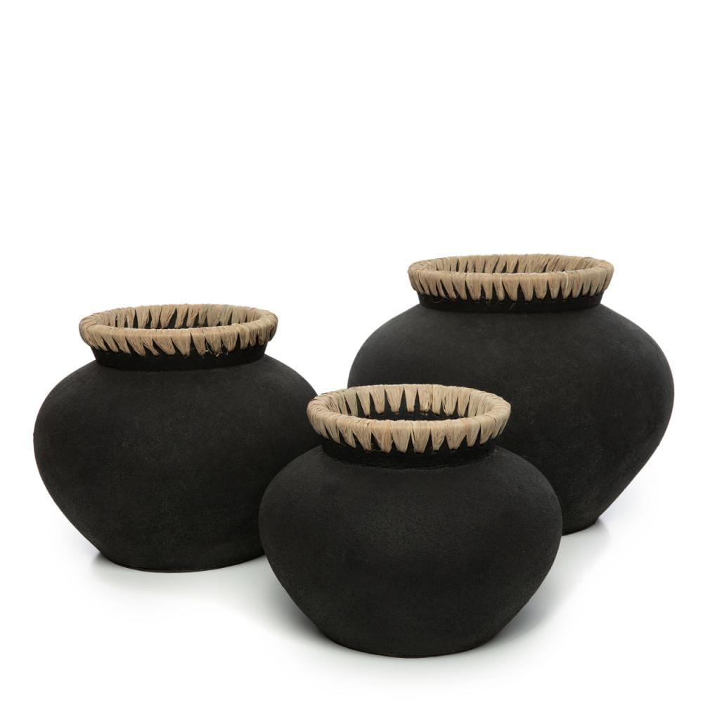 Czarna osłoka na doniczkę boho Natural Home Decor Bazar Bizar