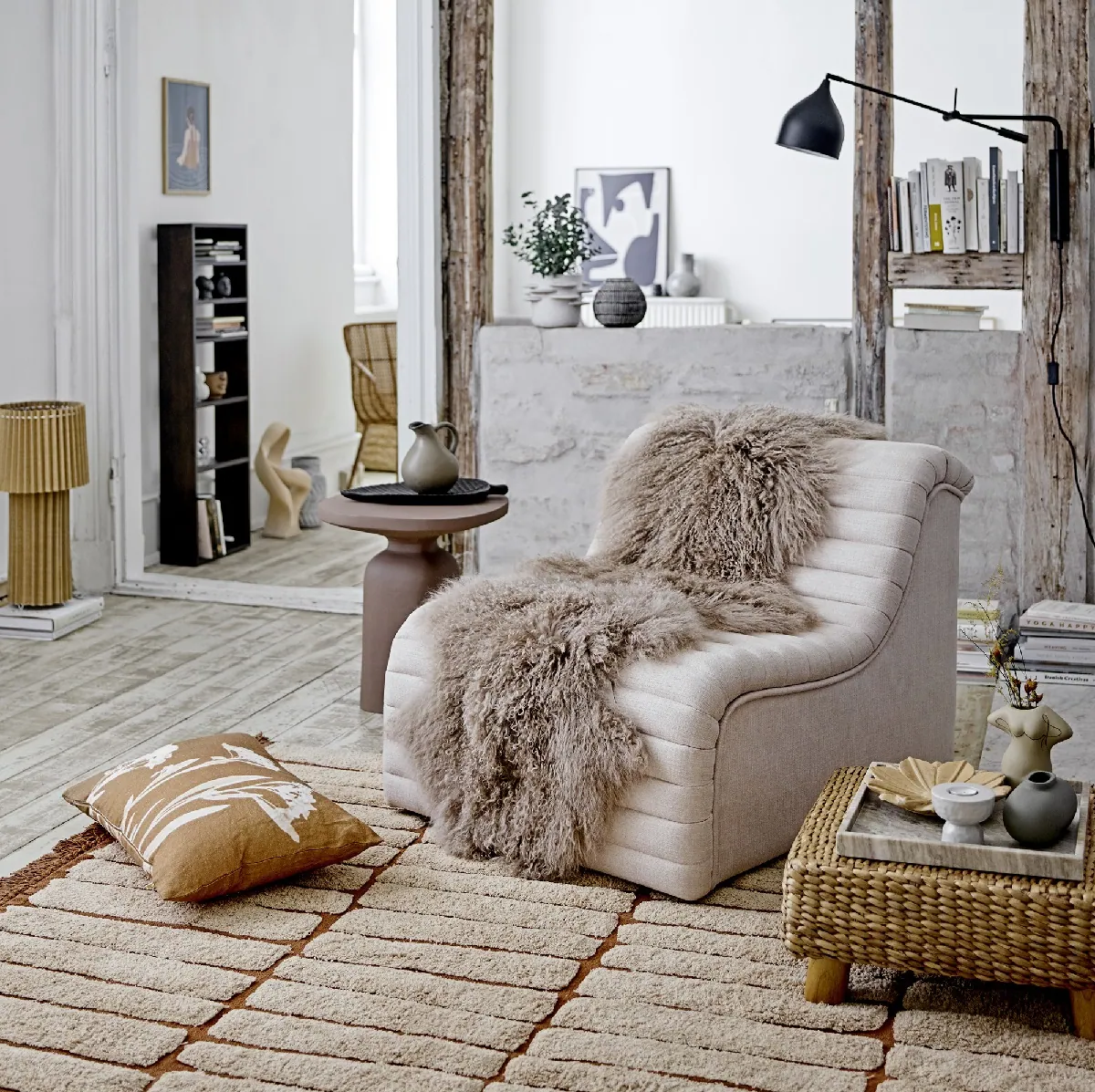 Mały stolik Millan Bloominville Natural Home Decor