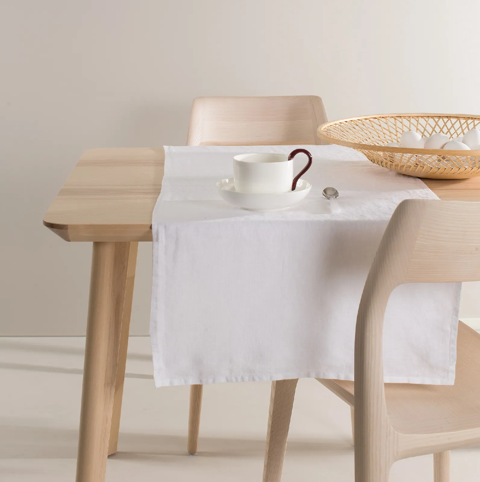 Biały lniany bieżnik na stół Natural Home Decor