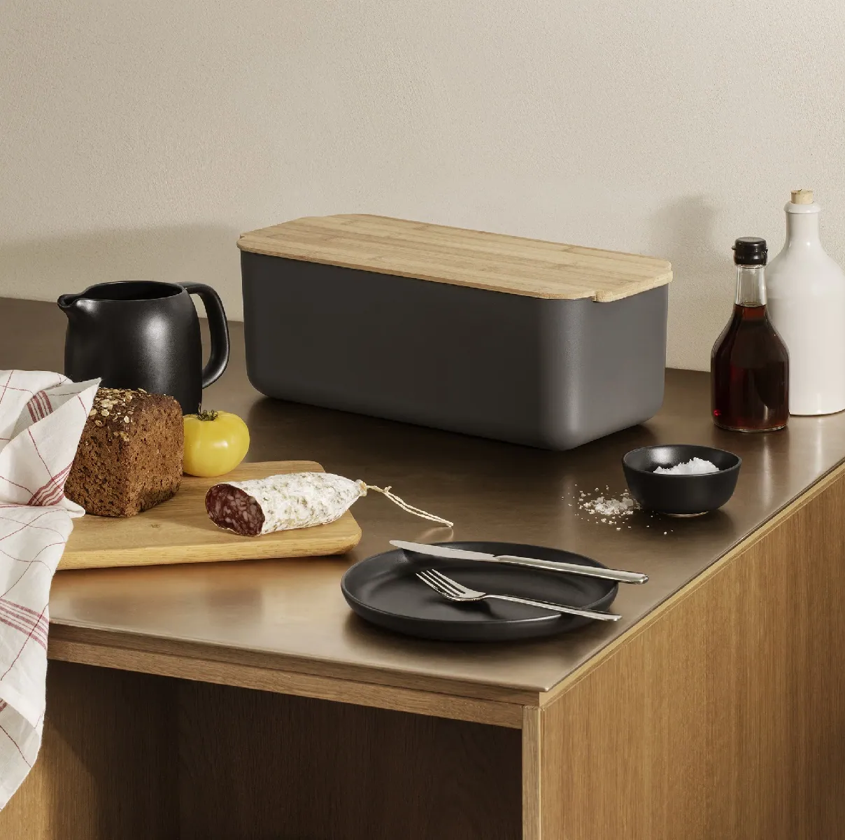 Chlebak czarny Sort Eva Solo Naturalhomedecor