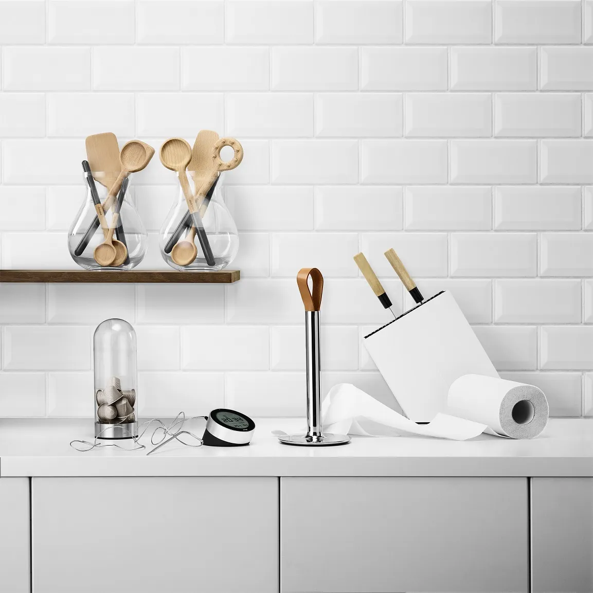 stojak na ręcznik papierowy Eva Solo Natural Home Decor