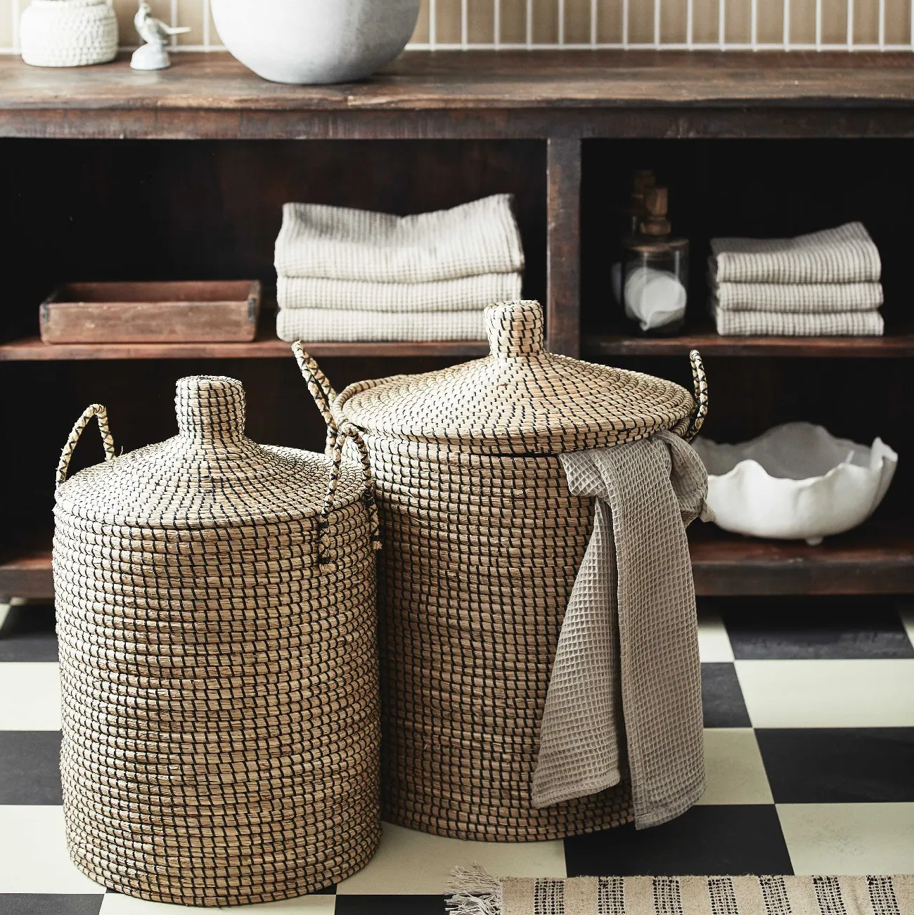Kosz z pokrywą Laudy Nordal Natural Home Decor