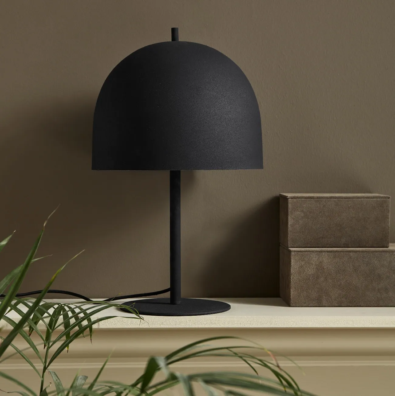 Lampa stojąca czarna Glow Nordal Natural Home Decor