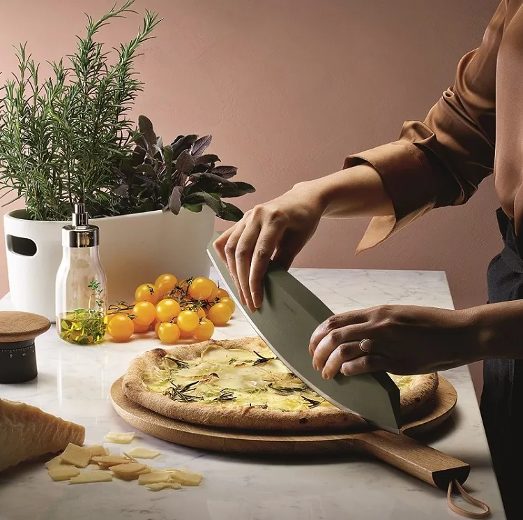 Nóż do pizzy, nóż do siekania ziół Green Tool Eva Solo Natural Home Decor