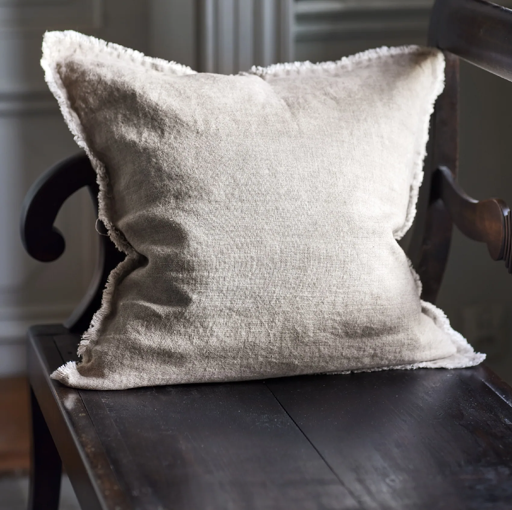 Poduszka dekoracyjna lniana Levelin Himla - naturalhomedecor