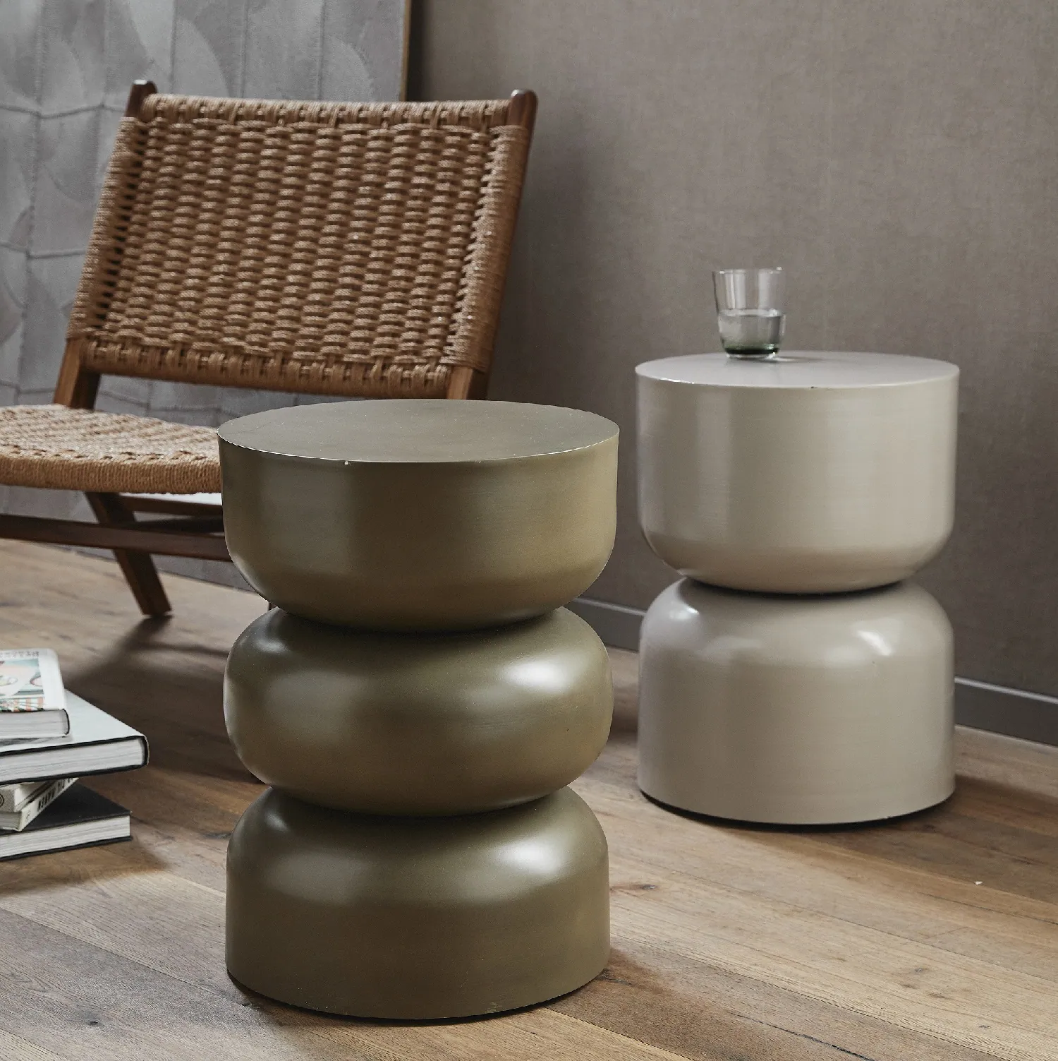 Stolik metalowy szary Matka Nordal Natural Home Decor