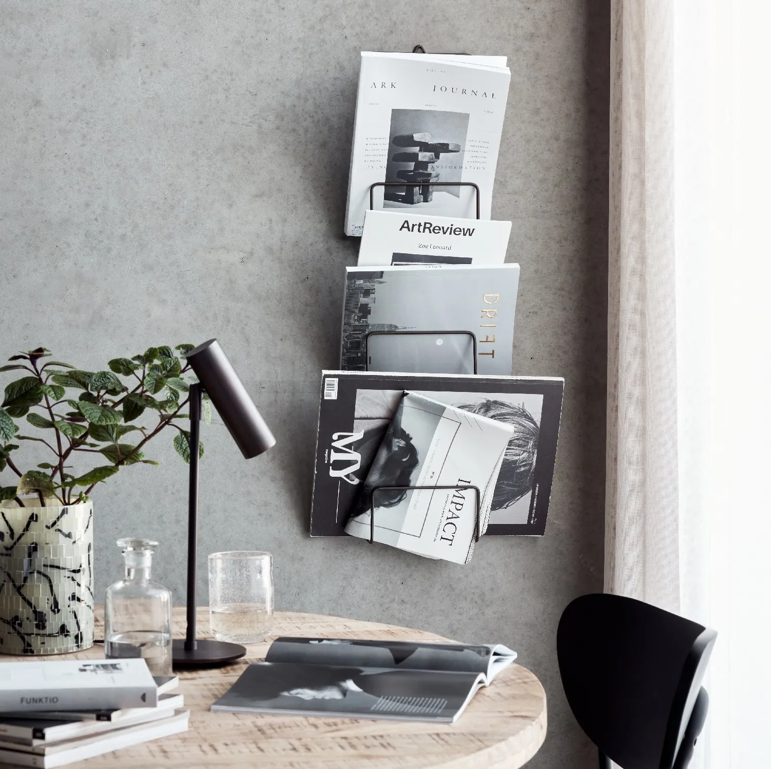 gazetnik na ścianę Mag Hosue Doctor, sklep internetowy Natural Home Decor
